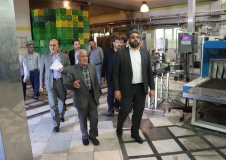 بازدید فرماندار شهرستان شهریار از کارخانه به تک